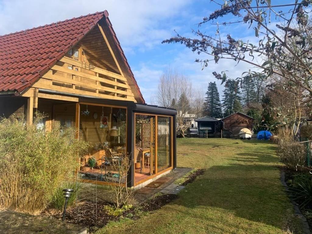Holzhaus Mit Direktem Wasserzugang In Berlin-Koepenick Екстер'єр фото